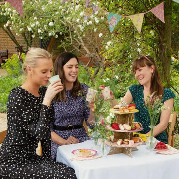 Pappersmuggar 8-pack Vintage Blommönster Truly Scrumptious