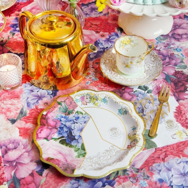 Vintage blommig bordsduk