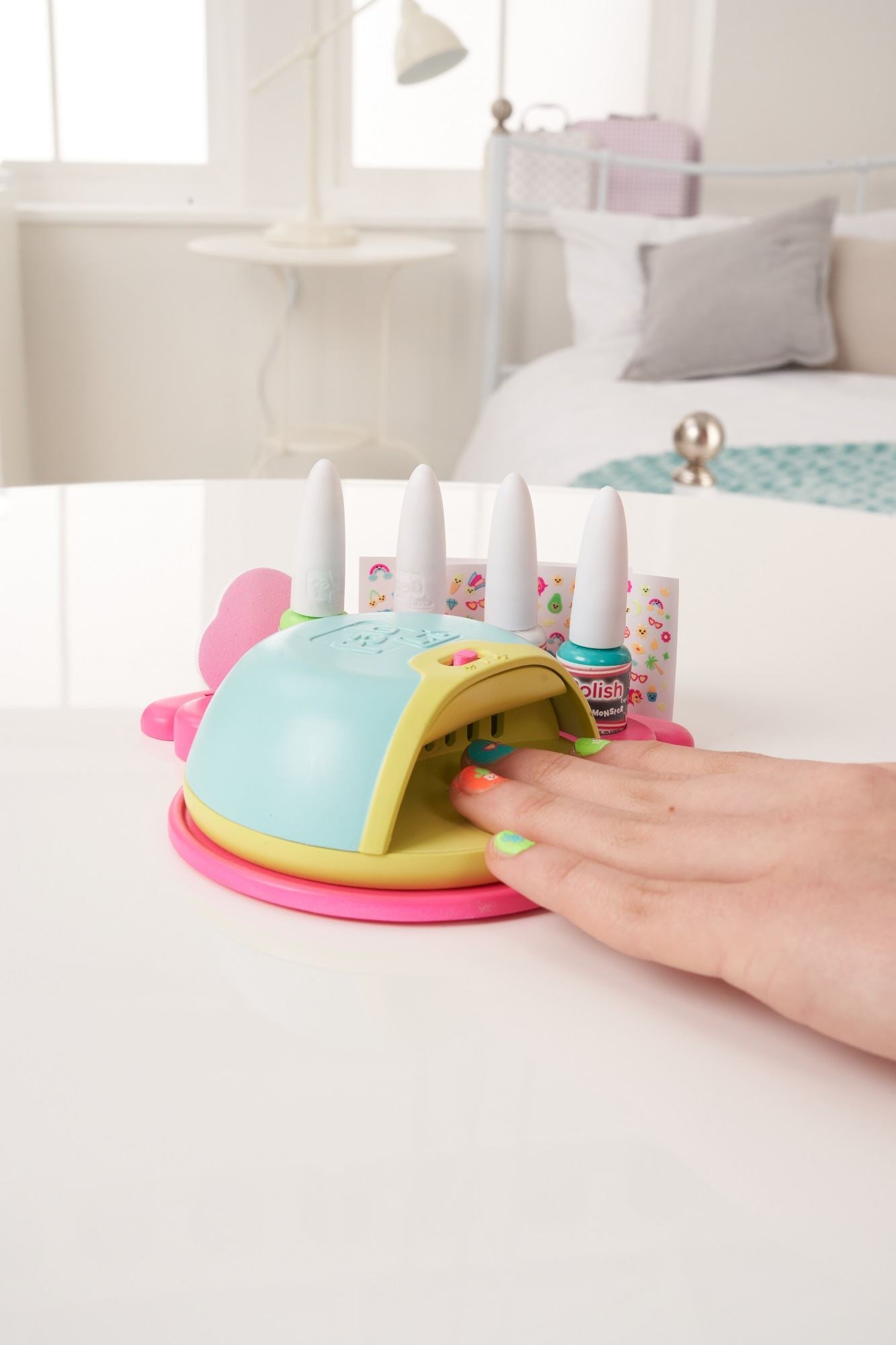 FabLab Glow In The Dark Nail Studio