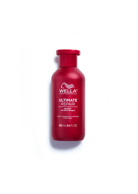 Wella Professionals Ultimate Repair Shampoo 250 ml