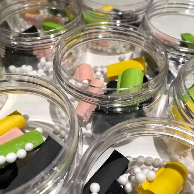 DIY Charms Foam Strip Java Chip + Plastburk Med Skruvlock