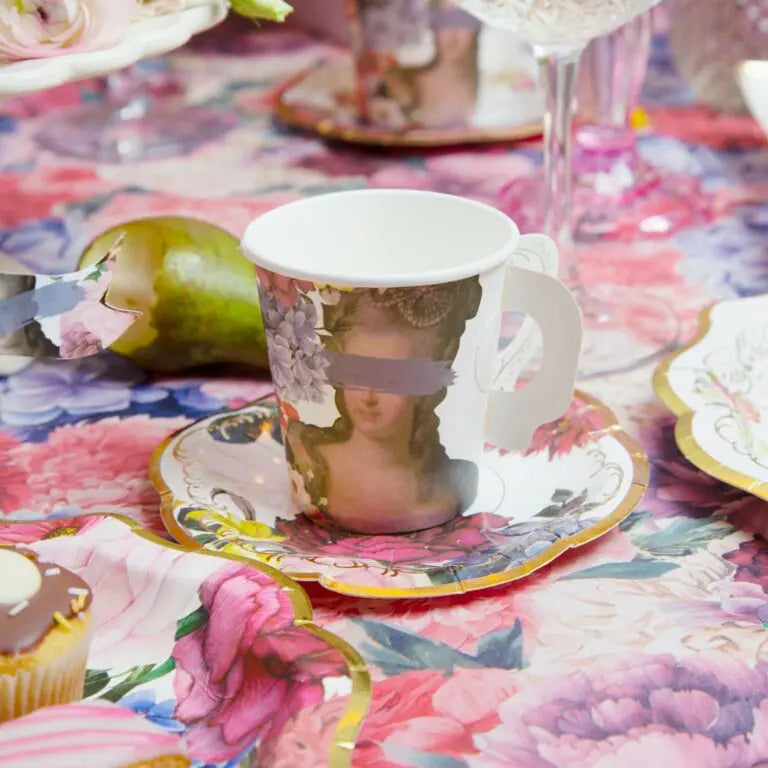 Truly Scrumptious papperskoppar med fat