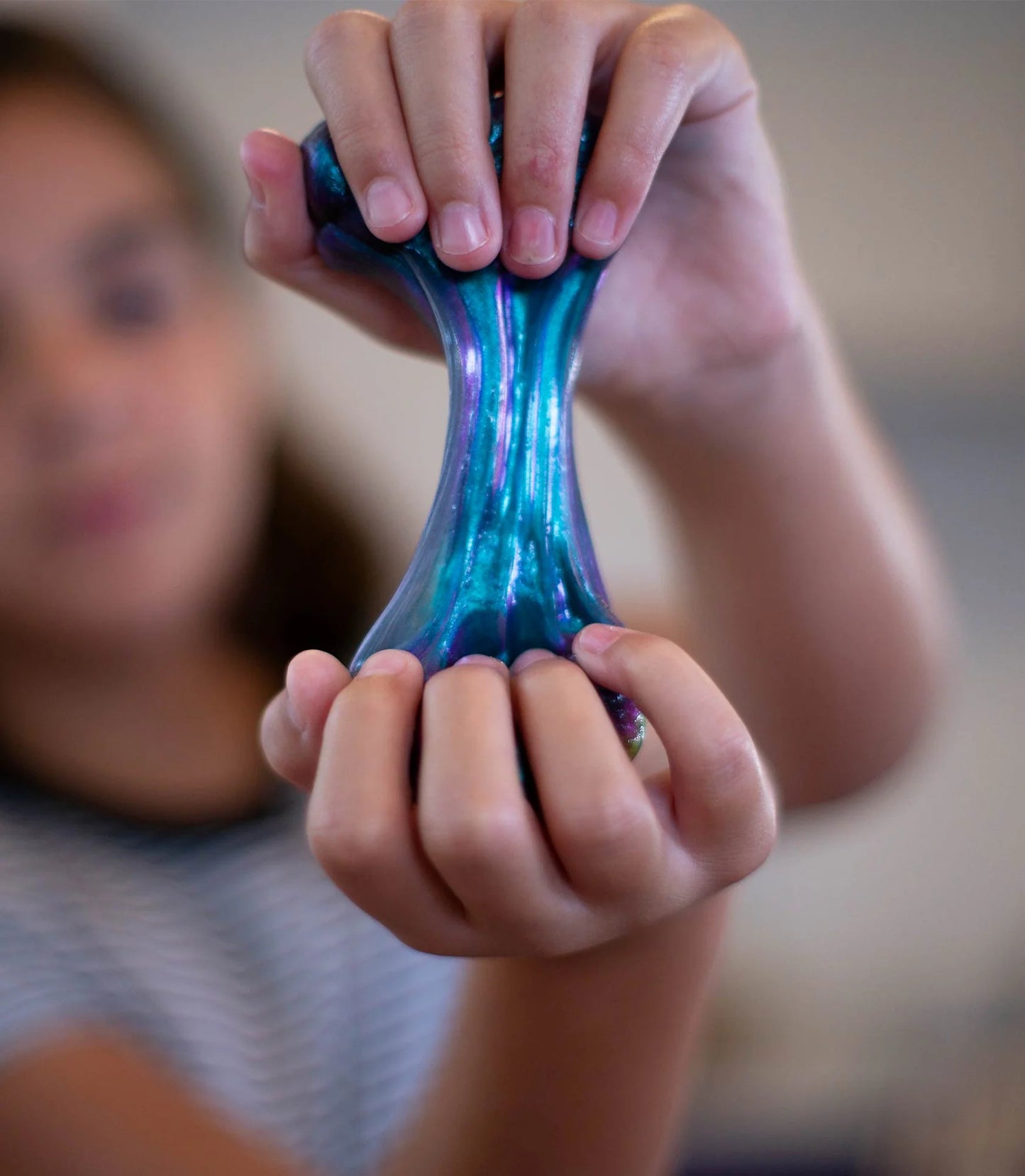 Crazy Aarons SCENTsory Soft Scent Putty SPLASHCOOLER with Tropical Berry Scent