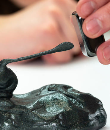 Crazy Aarons Thinking Putty  Magnetics - Strange Attractor