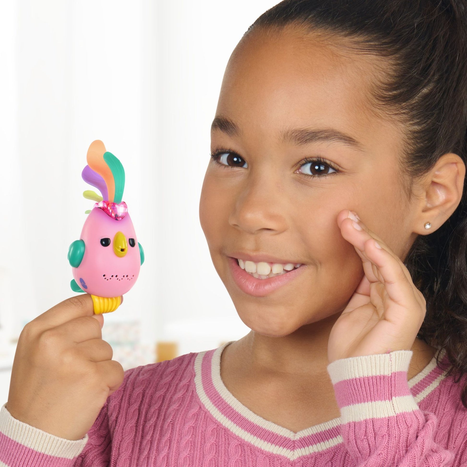 Fingerlings Bird Pink