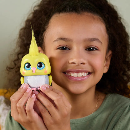 FurReal Handfuls - Cockatoo