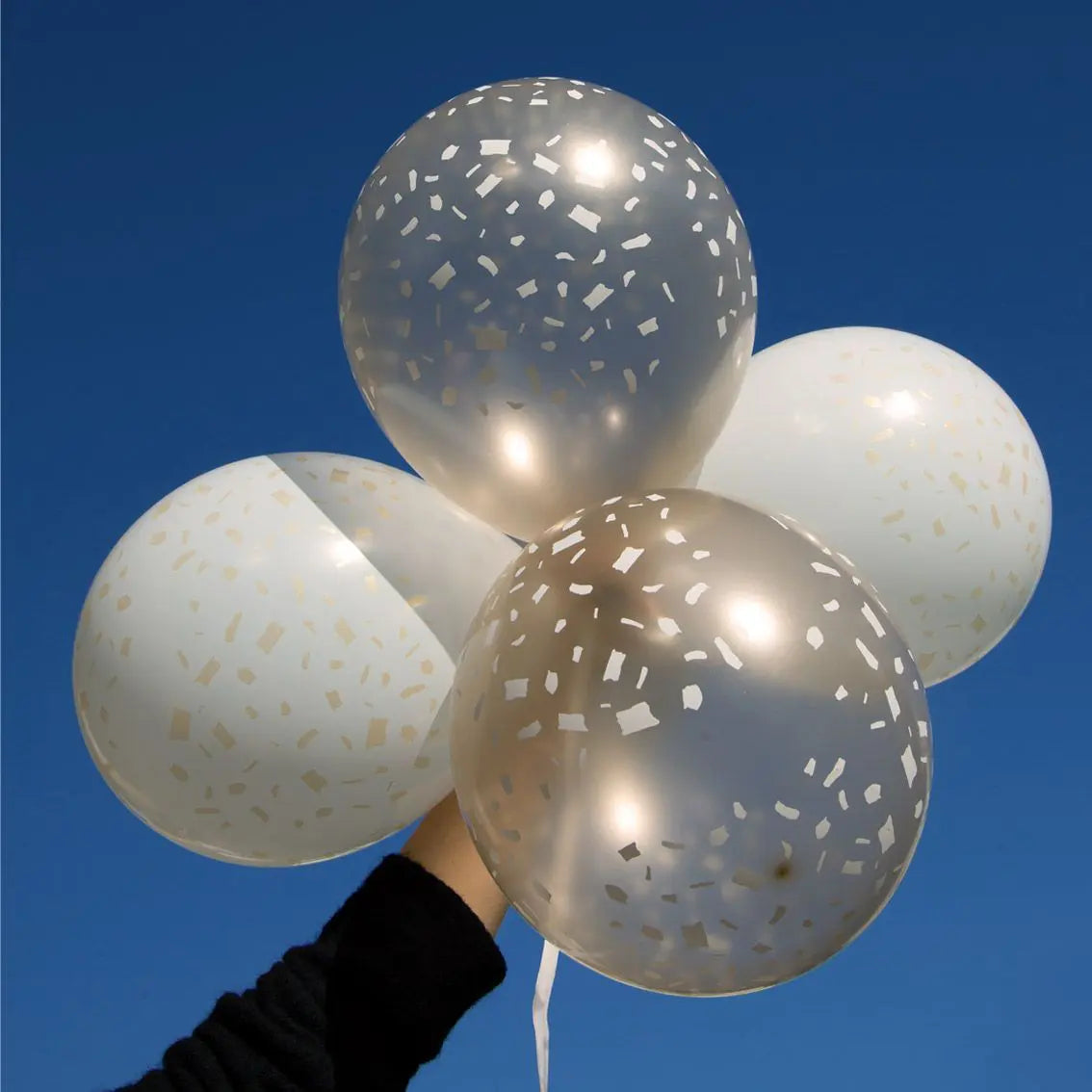 Ballonger 5-pack Vit och Guld Konfetti