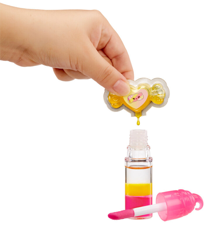 Yummiland Lip Gloss Docka - Färgskiftande Kombi -flera varianter i PDQ - Asst